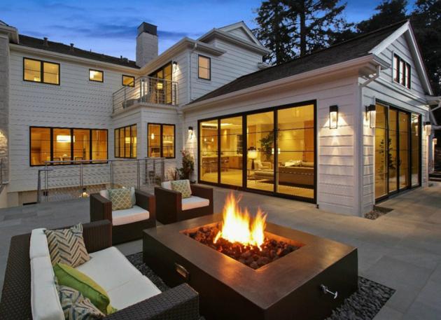 outdoor-living-firepit